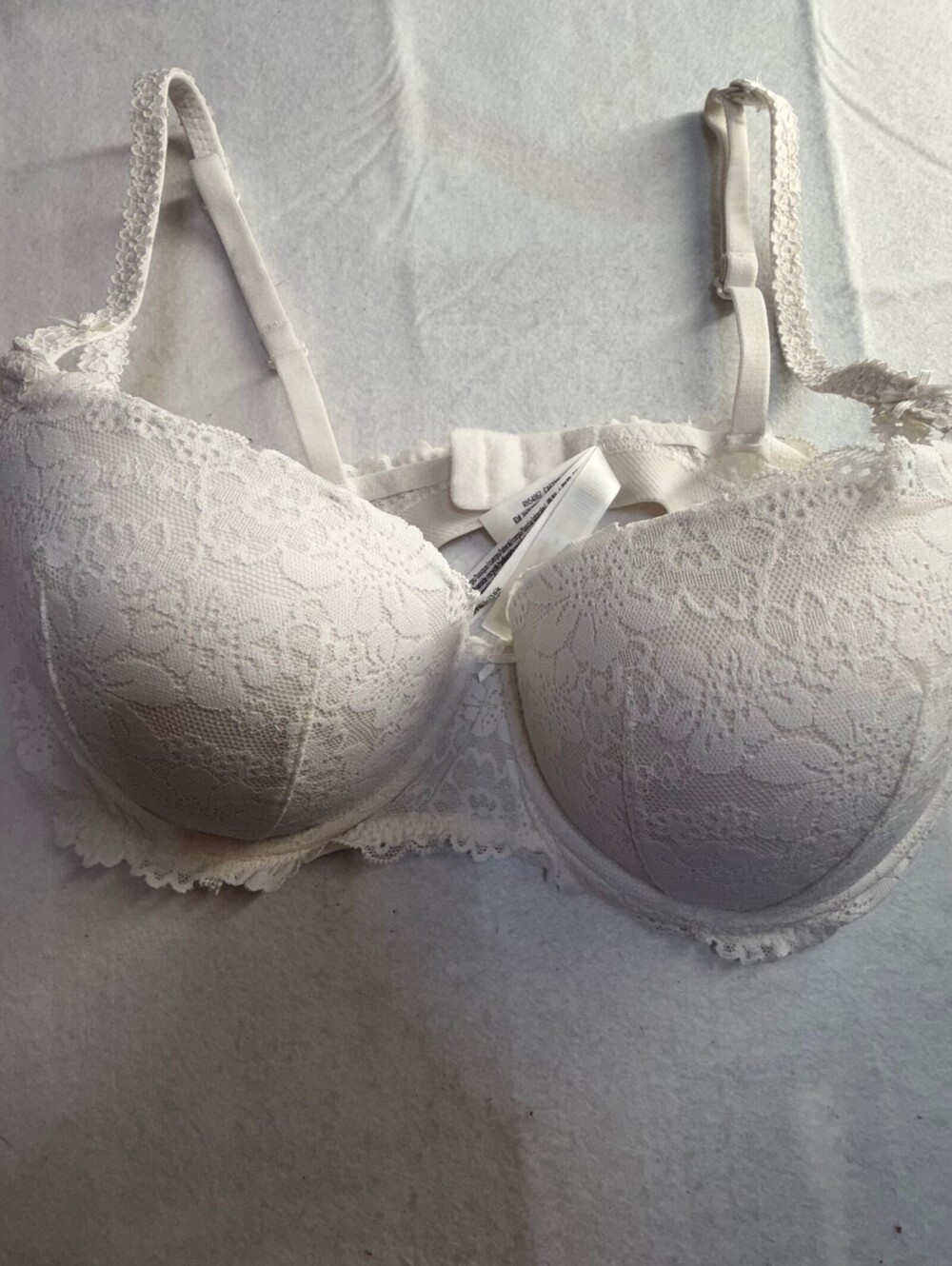 Victoria's Secret Pink Women's White Lace Balconette Push-Up Bra Size 38C